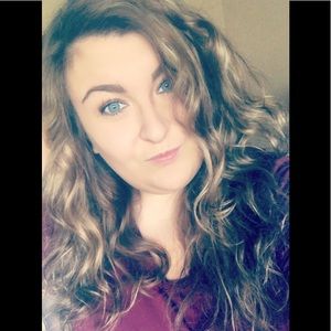 Meet your Posher, Liz